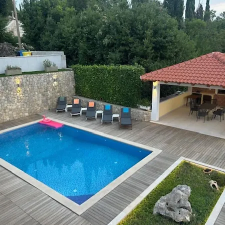 Oasis Cypress - Three Bedroom With Terrace And Swimming Pool *