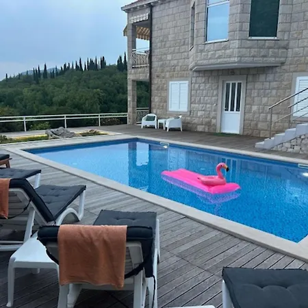 Oasis Cypress - Three Bedroom With Terrace And Swimming Pool Villa *