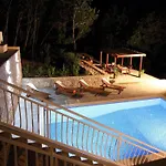 Βίλα Oasis Cypress - Three Bedroom With Terrace And Swimming Pool *