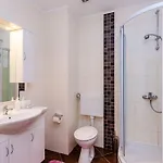 Βίλα Oasis Cypress - Three Bedroom With Terrace And Swimming Pool Čilipi