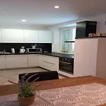 Oasis Cypress - Three Bedroom With Terrace And Swimming Pool *