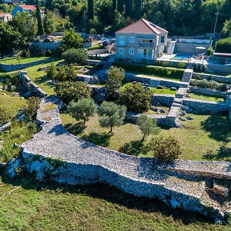 Oasis Cypress - Three Bedroom With Terrace And Swimming Pool *