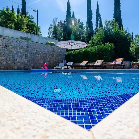 Oasis Cypress - Three Bedroom With Terrace And Swimming Pool Villa *