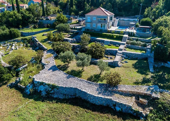 Oasis Cypress - Three Bedroom With Terrace And Swimming Pool *