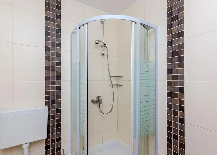 Oasis Cypress - Three Bedroom With Terrace And Swimming Pool